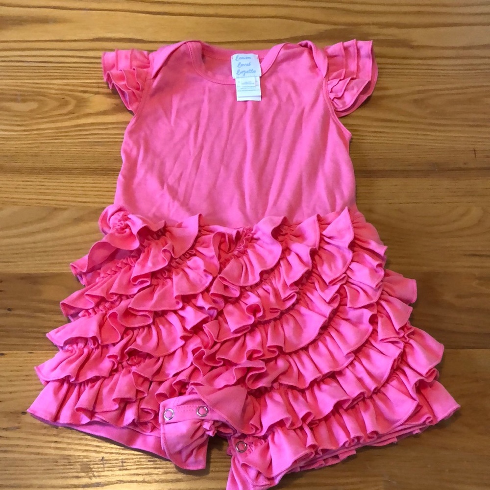Girls 18 to 24 months Pink ruffle outfit.